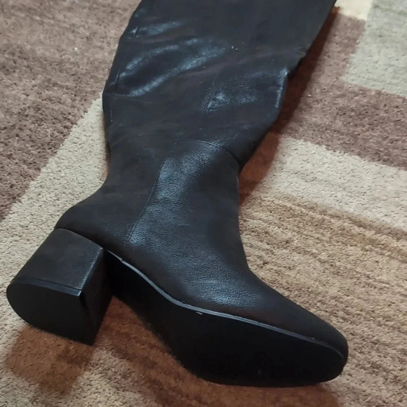 Eloquii Laurah Tall Knee High Block Heel Black Boots - Picture 7 of 10